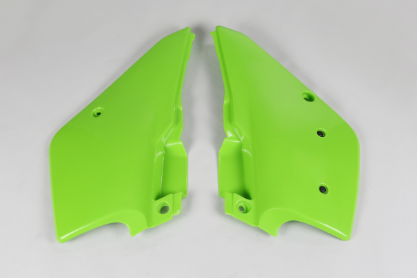 Side panels - green - Kawasaki - REPLICA PLASTICS - KA02788-026 - UFO Plast