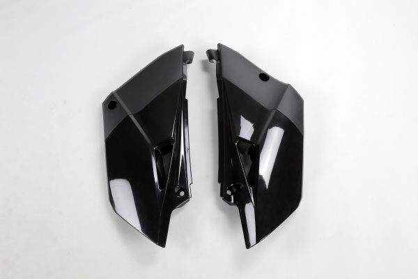 Side panels - black - Yamaha - REPLICA PLASTICS - YA04848-001 - UFO Plast