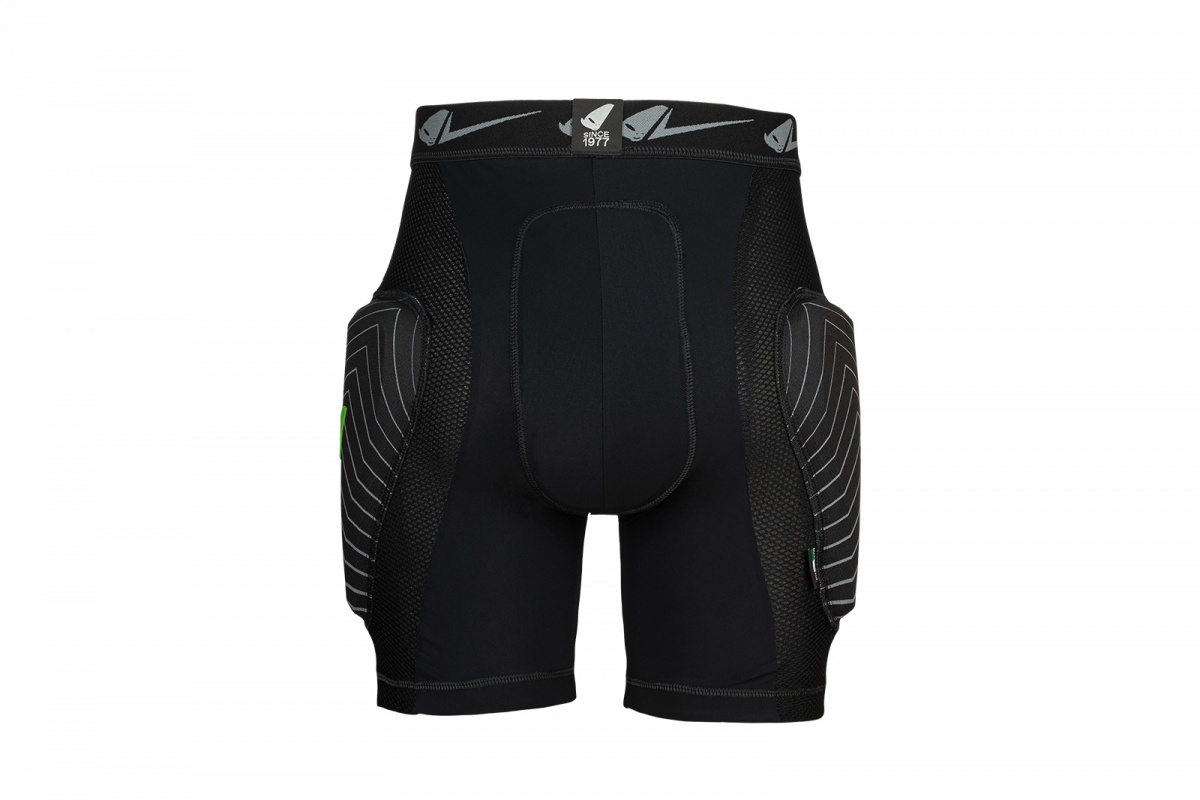 E-bike padded shorts Atrax with lateral and back protection black - Pants - PI02421-K - UFO Plast